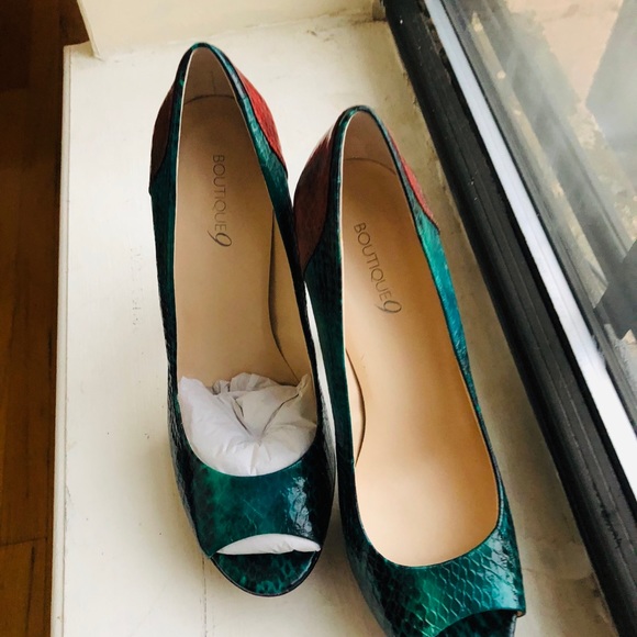 Pumps - Picture 2 of 3